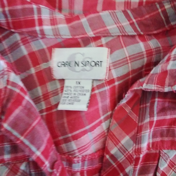 Women Pink and White shirt - Picture 3 of 3